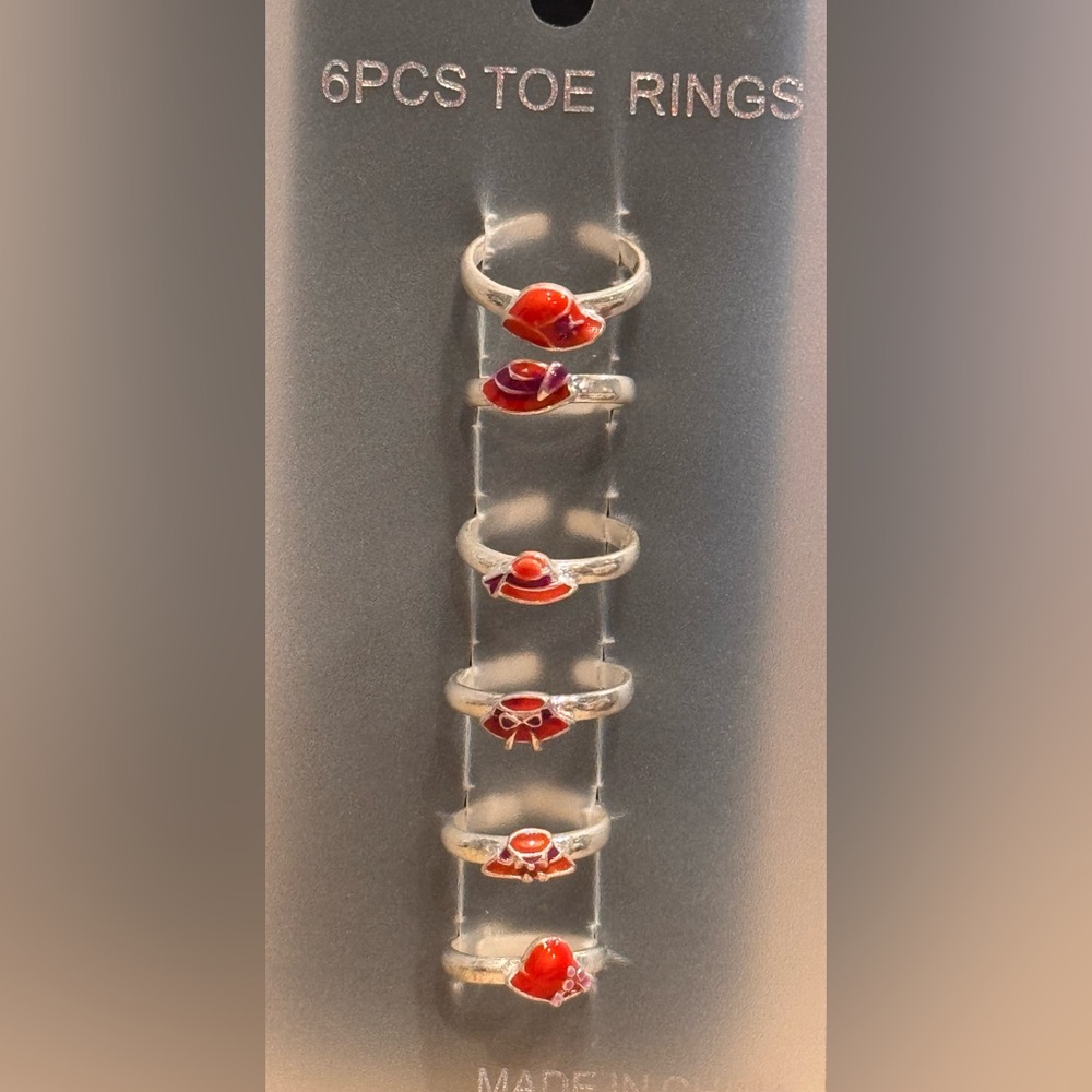 Silver and Red Women's Hat Toe Rings